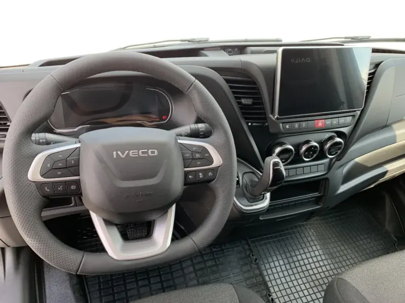 Iveco Laweta Daily automat + Kabina sypialnia + Ogrzewanie postojowe — zdjęcie 4